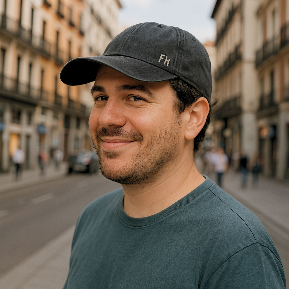 Cómo saber tu talla de gorra (y evitar que te apriete)