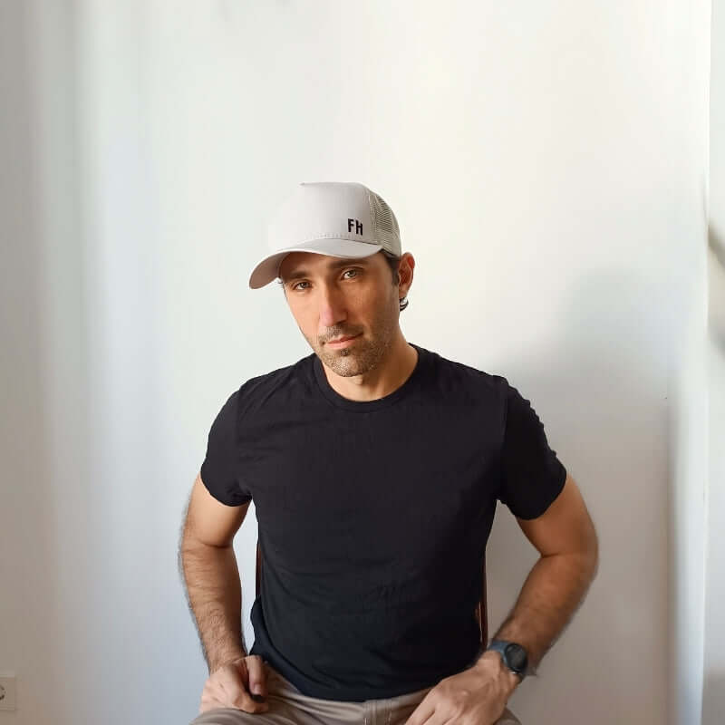 Gorra Grande Trucker Hat Gris - Free Heads